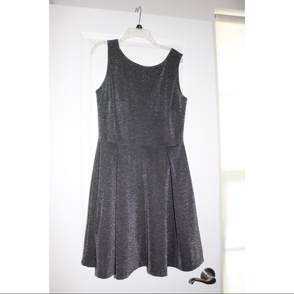 Party dress / Silver sparkly dress L EUC